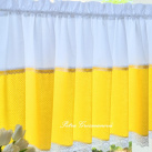 Kombinovaná záclonka, lemovaná bílou krajkou šíře 45 mm, 20 mm