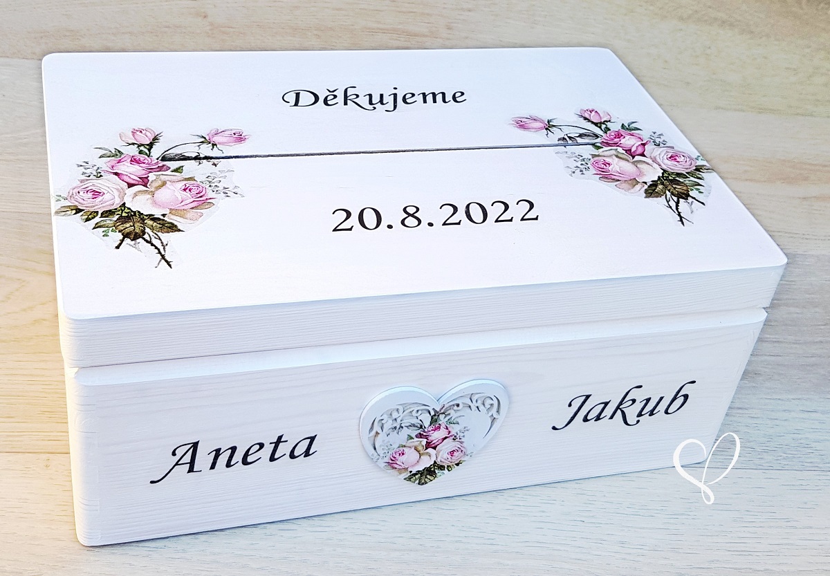 svatební truhla na přáníčka , fotky a jiné potřebné věcičky