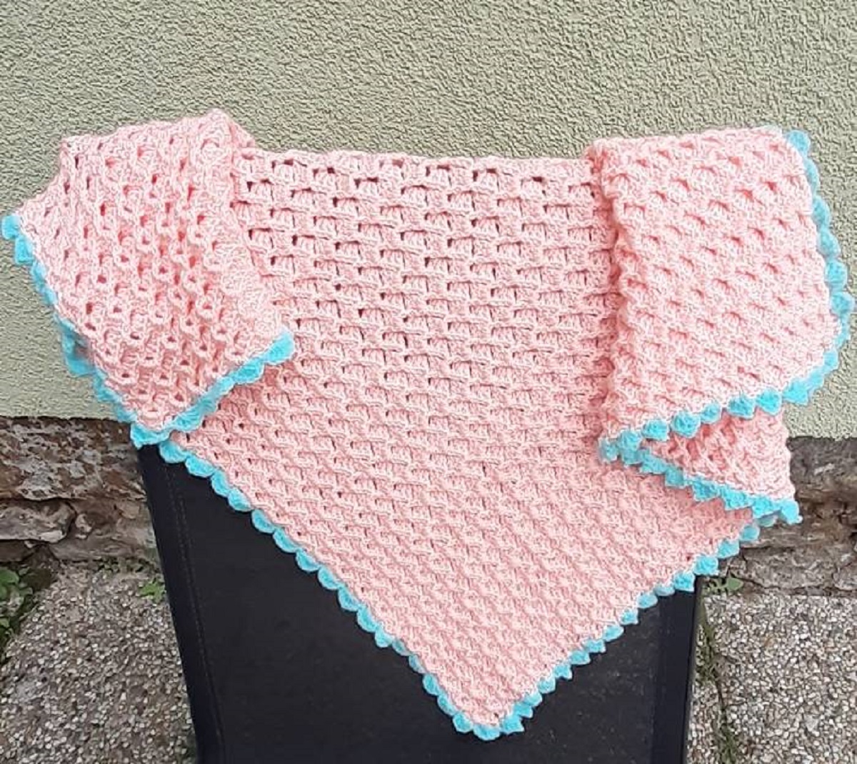 háčkovaná dětská deka