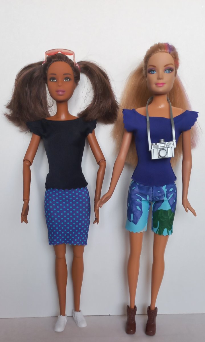 suknička, kraťasy, nebo tričko pro Barbie á 25,-Kč 