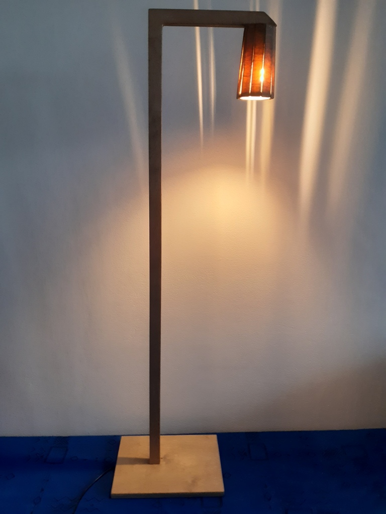 Stojačí lampa classic