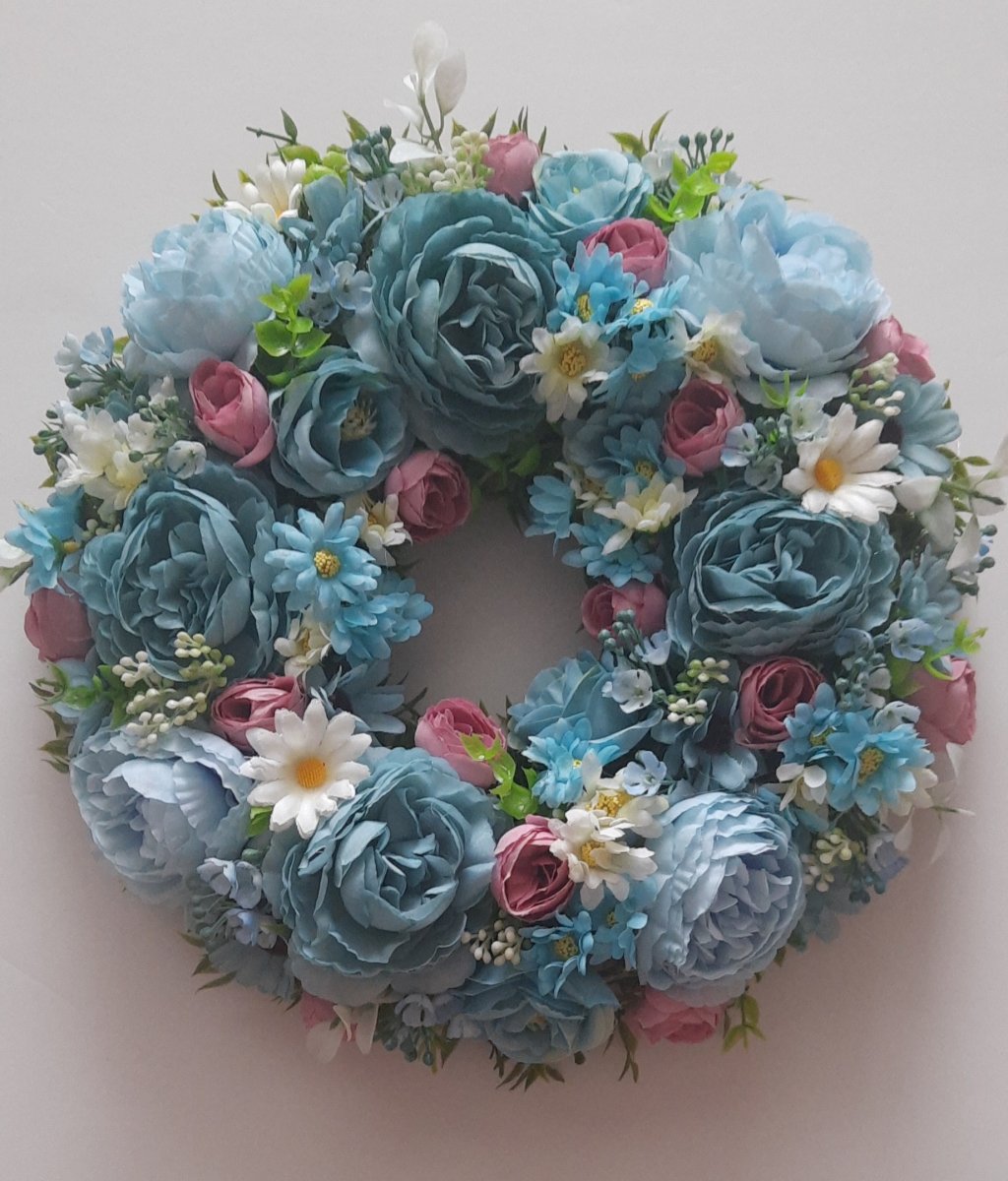 Umělý věnec na dveře 