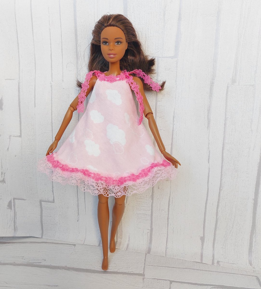 růžová noční košilka