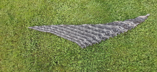 pletený šátek s dlouhými cípy