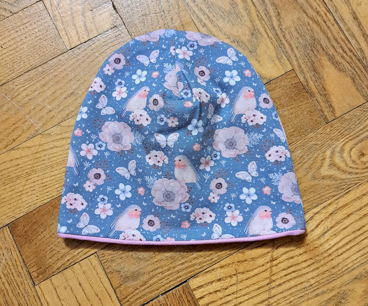 Čepice a nákrčník - Ptáčková na květinách 