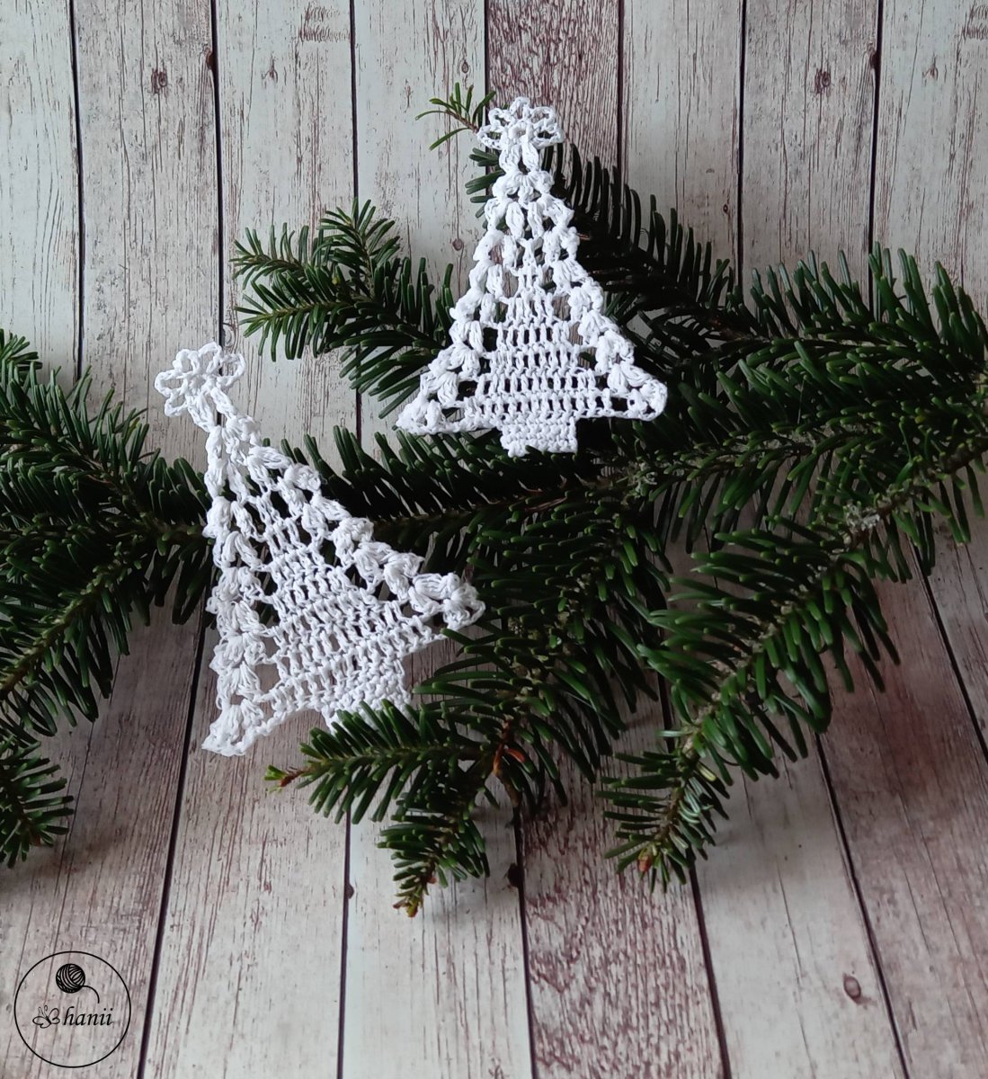 háčkované ozdoby - stromeček