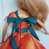 oranžové šatičky s aplikacemi pro Barbie