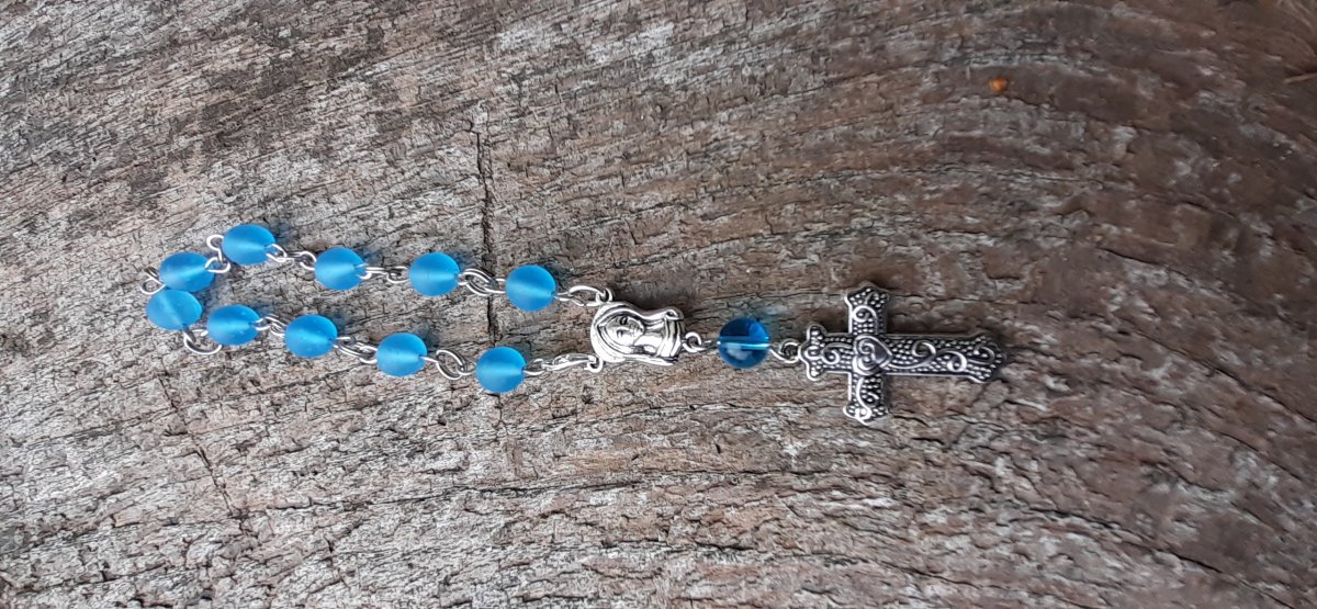 růženec desátek modrý matový