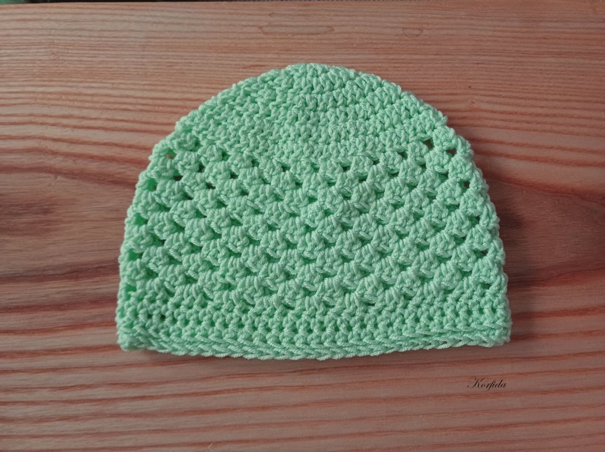 Čepička háčkovaná zelená světlá