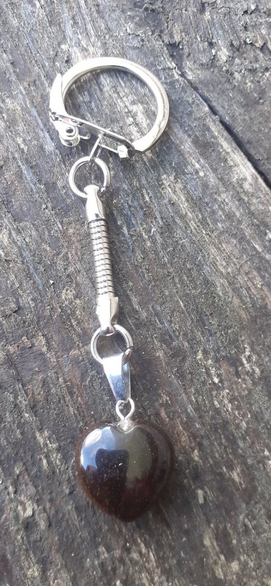 přívěsek na klíče srdíčko z tygřího oka