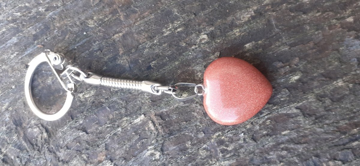 přívěsek na klíče sluneční kámen