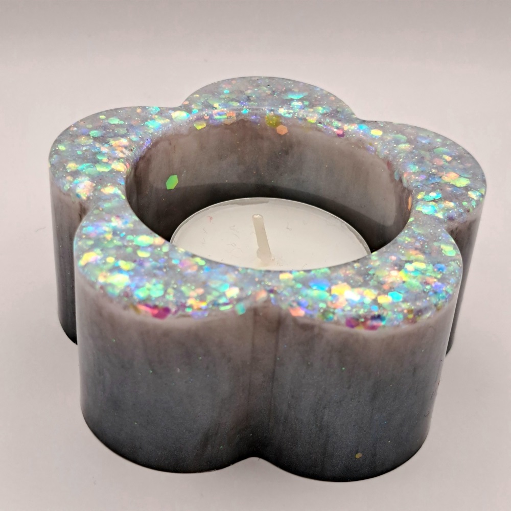 Svícen Květ Šedá a třpytky