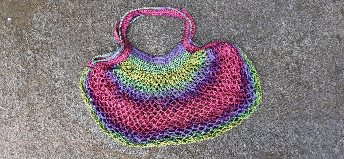 háčkovaná síťovka mix barev