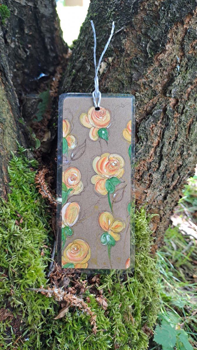 Ručně malovaná papírová záložka růže