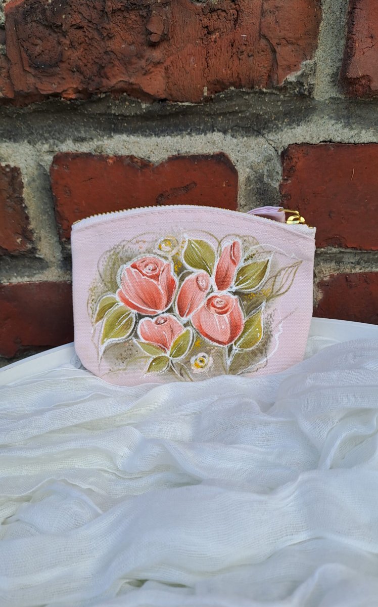 Ručně malovaná kosmetická taštička růže