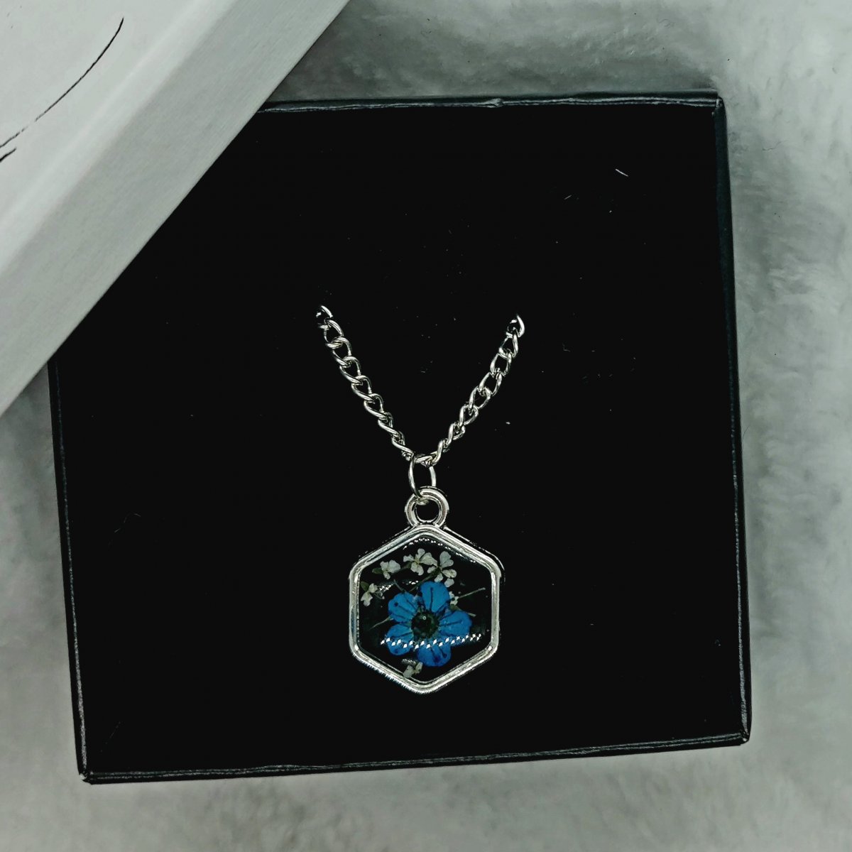 náhrdelník Modré kvítí