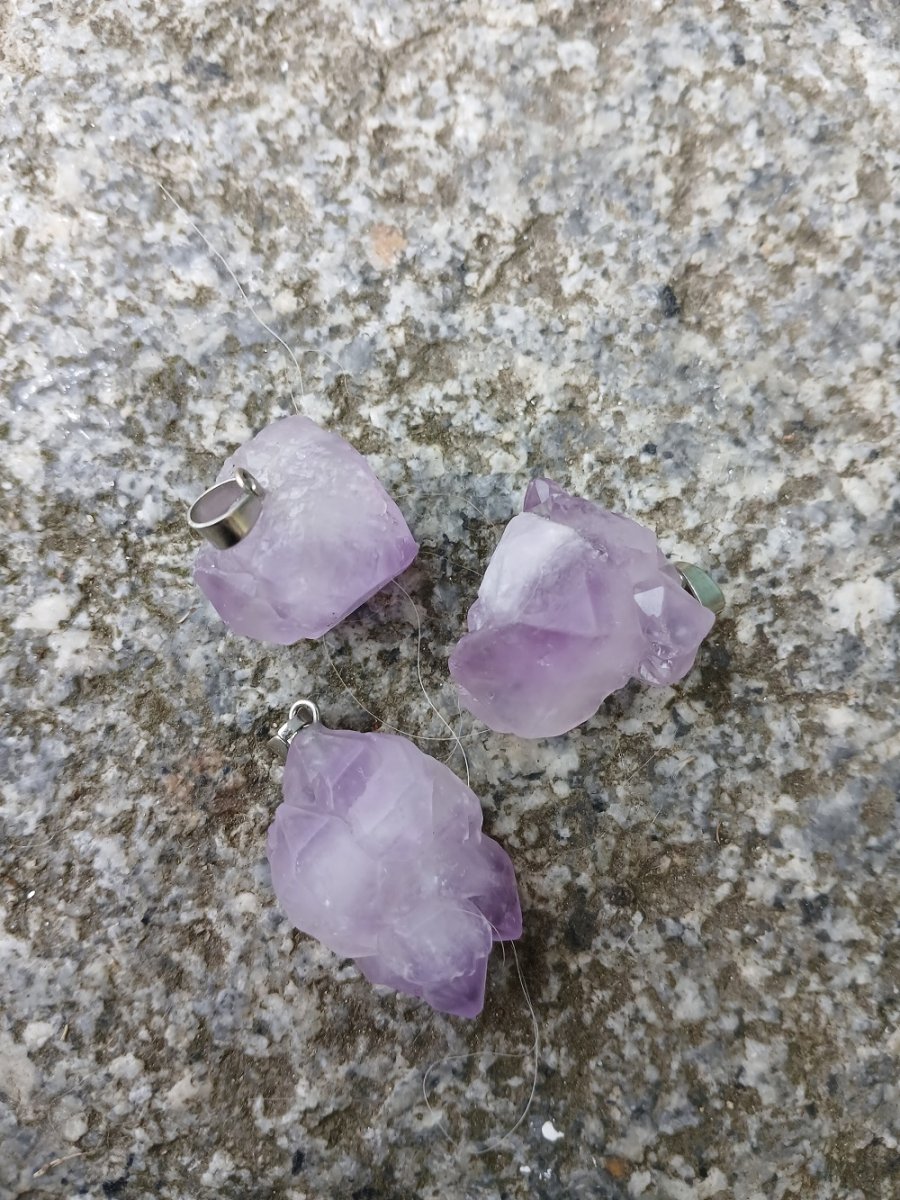 přívěsek ametyst valoun surový