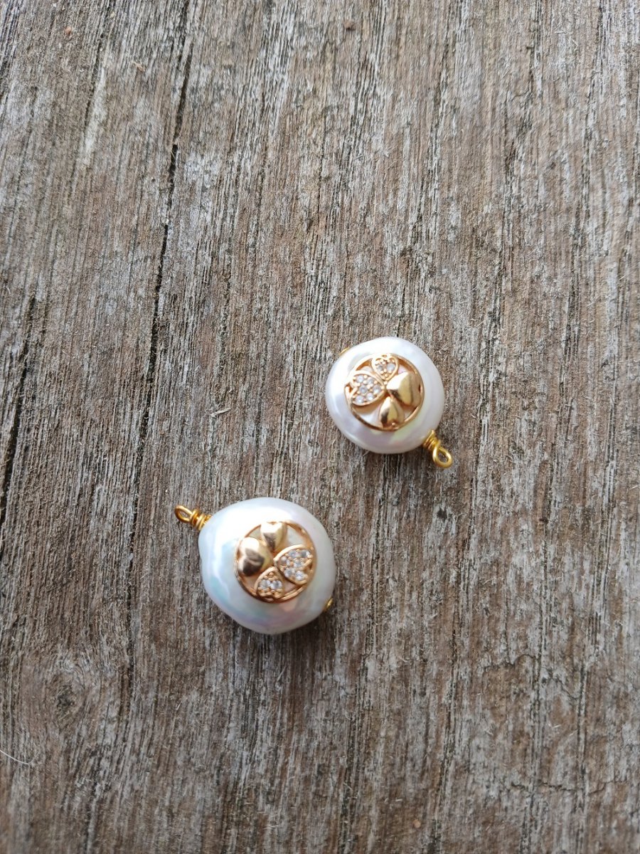 perleťový přívěsek se čtyřlístkem s kubickými zirkony, čirý 