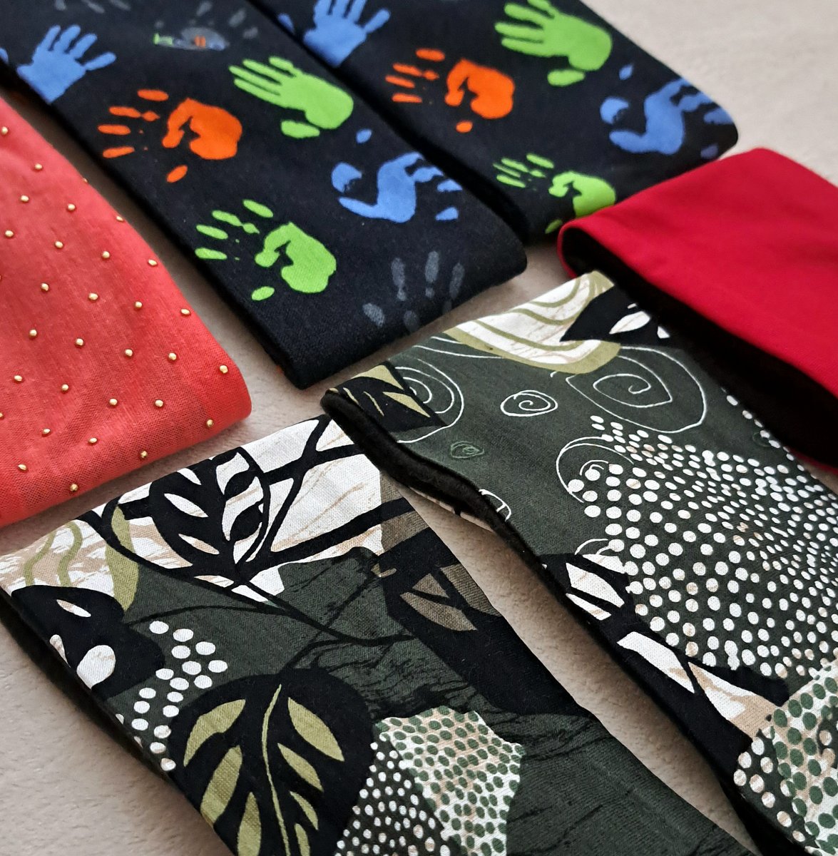 Čelenka překřížená nebo rovná 