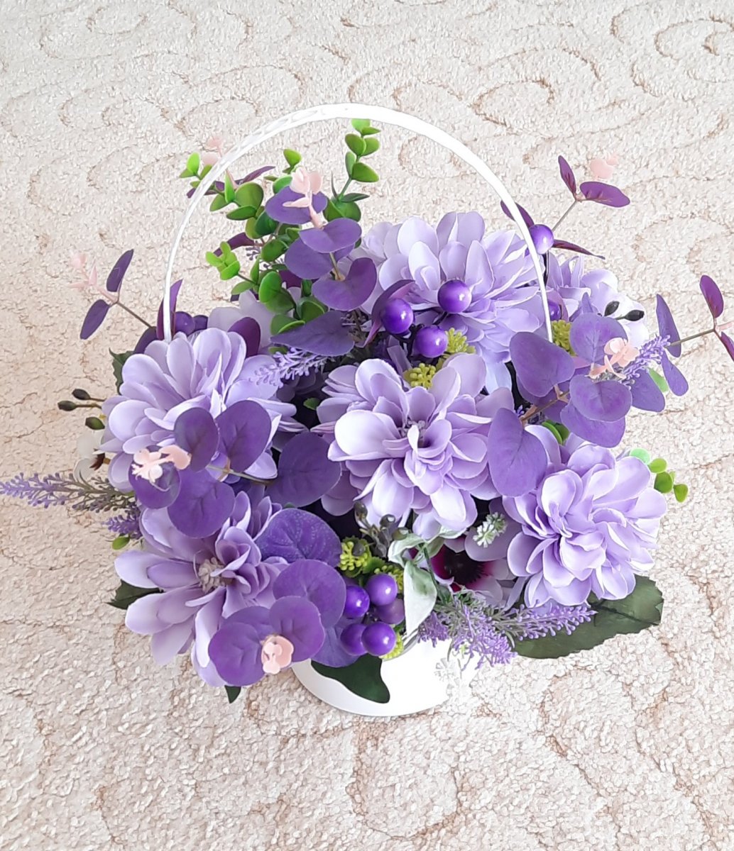 Košík s květinami 