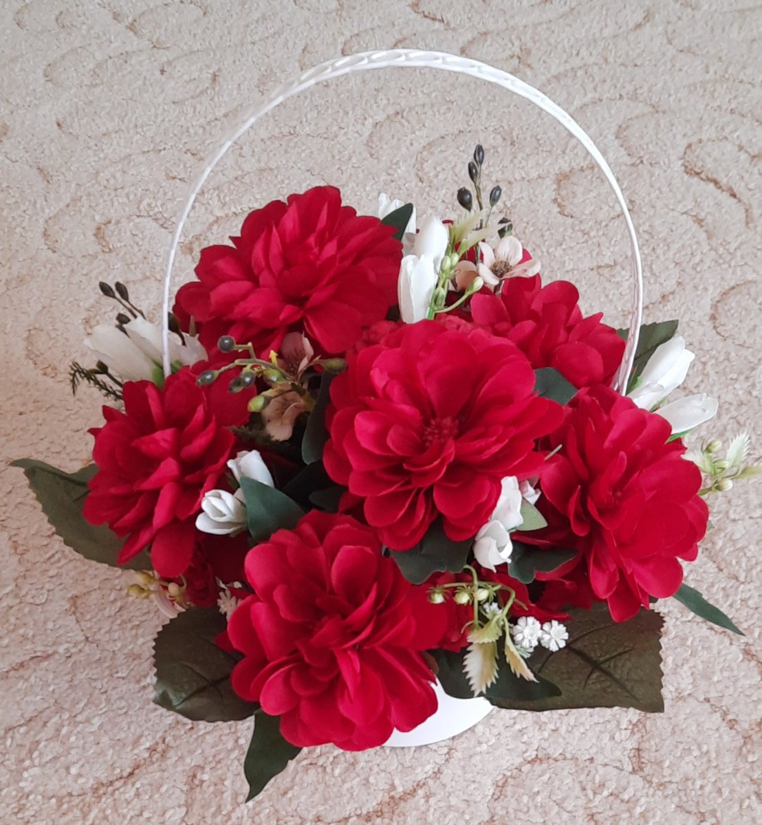 Košík s květinami 