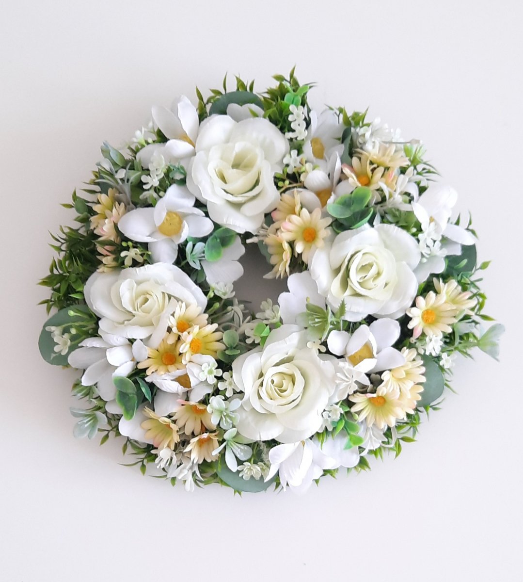 Umělý věnec na dveře 