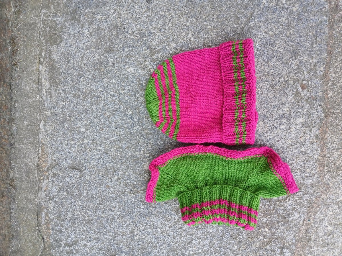 dětská souprava čepice a nákrčník