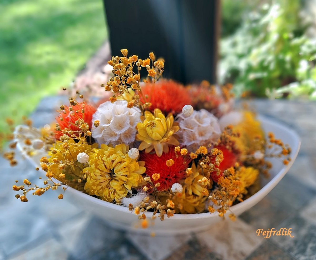 sušené slaměnky, hlaváč , bodláčí v keramice..