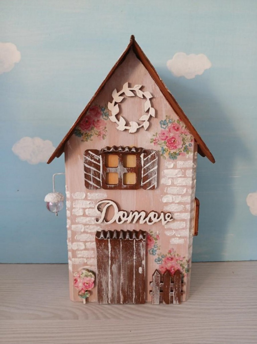 Dřevěný dekorativní domeček č.7 - 10 x 20 x 6 cm