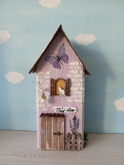 Dřevěný dekorativní domeček č.13 - 8 x 20 x 6 cm