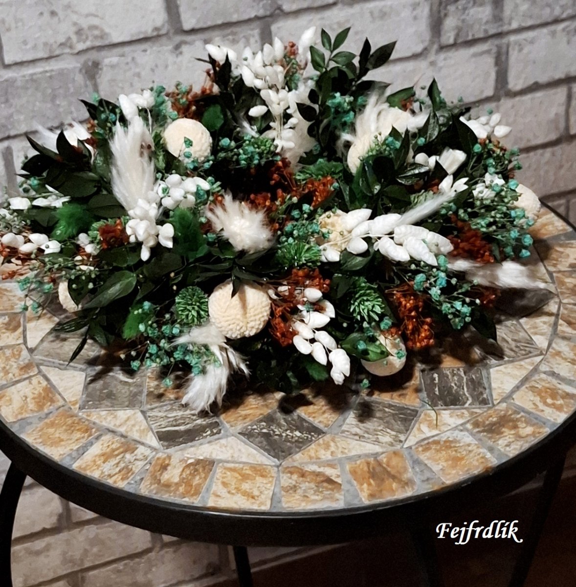 přírodní věneček na položení kamkoliv..