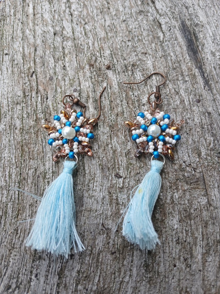 šité náušnice modré hvězdičky