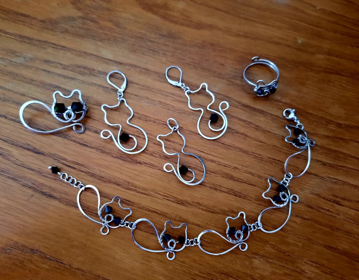 Kočičková souprava  na přání..