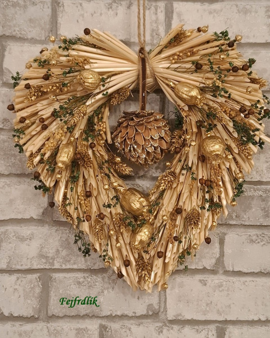 vánoční srdce slámové..