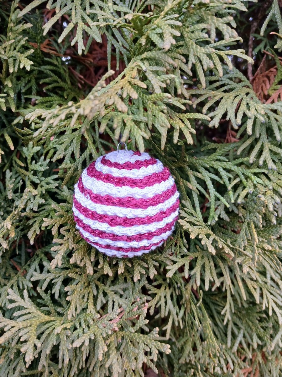  vánoční koule červenobílá