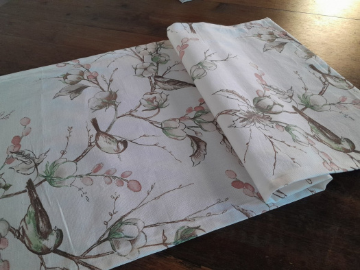 Ubrus......ptáci s bavlníkem