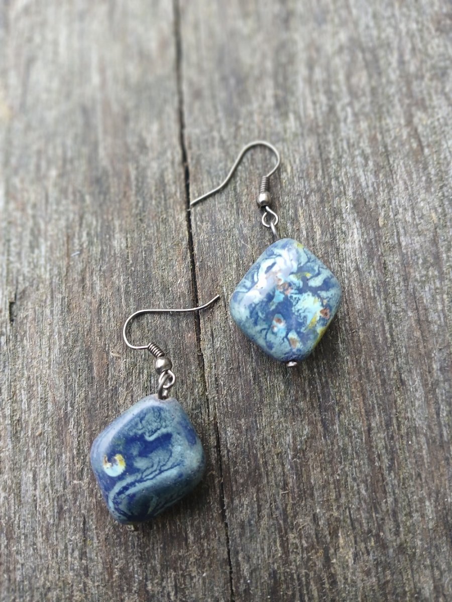 náušnice mačkané korálky velké