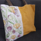 Taška.....tulipánky