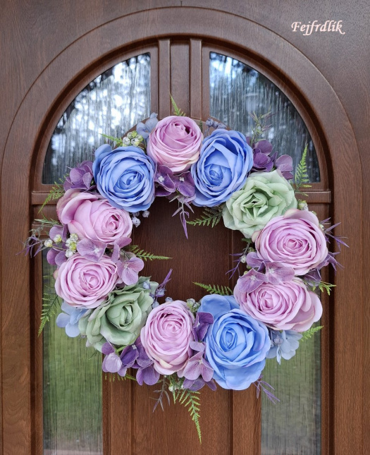 věnec ,,krásy zahrady,, :)..