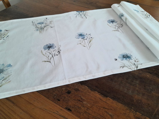 Ubrus....modré kvítí