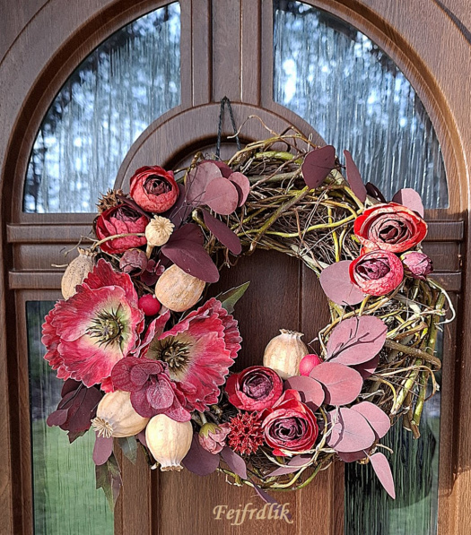 mákový věnec s eukalyptem ..