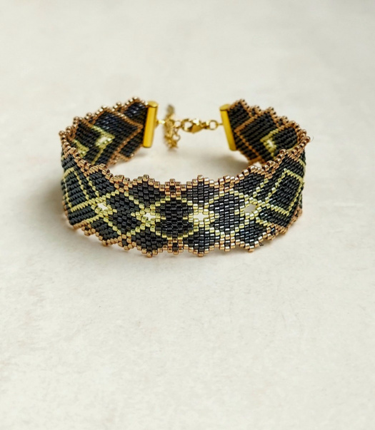 Náramek Půlnoční