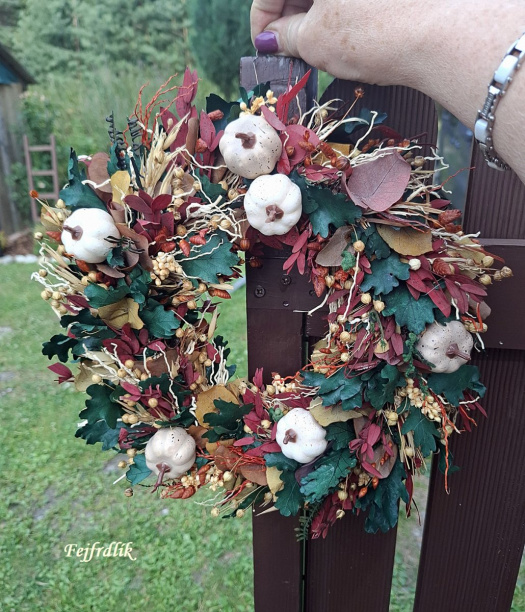 podzimní věneček ,,sušinový s dýničkami,,