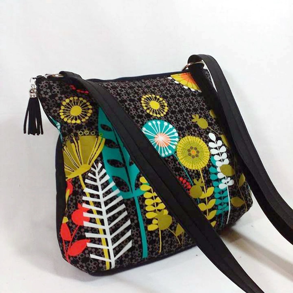 Kabelka malá květinková