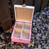 Dřevěná krabička - 4 přihrádky - Gorjuss houpačka růžová