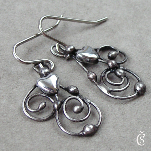 Zaláskované náušničky