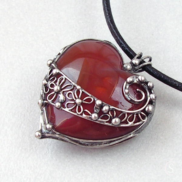 Srdcová královna - Karneol