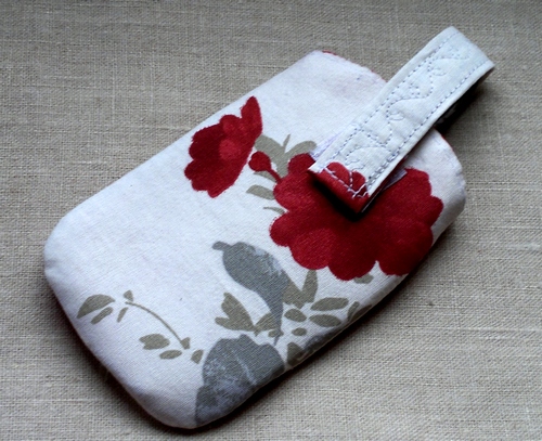 Pouzdro na telefon s růžemi II.