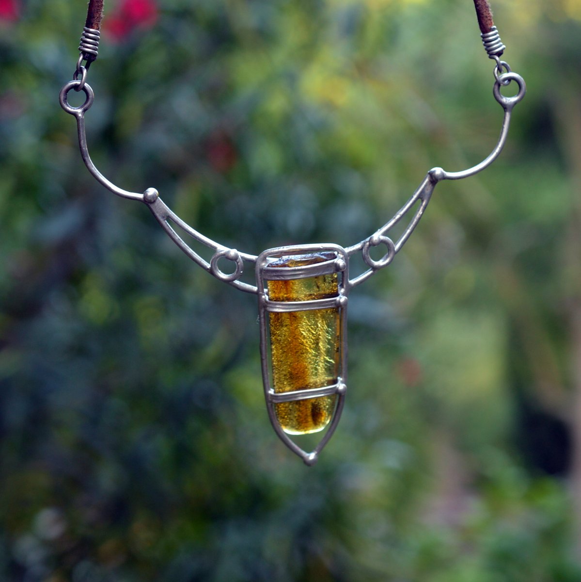 Jantarový náhrdelník