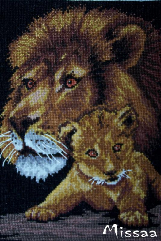 Lev s lvíčkem